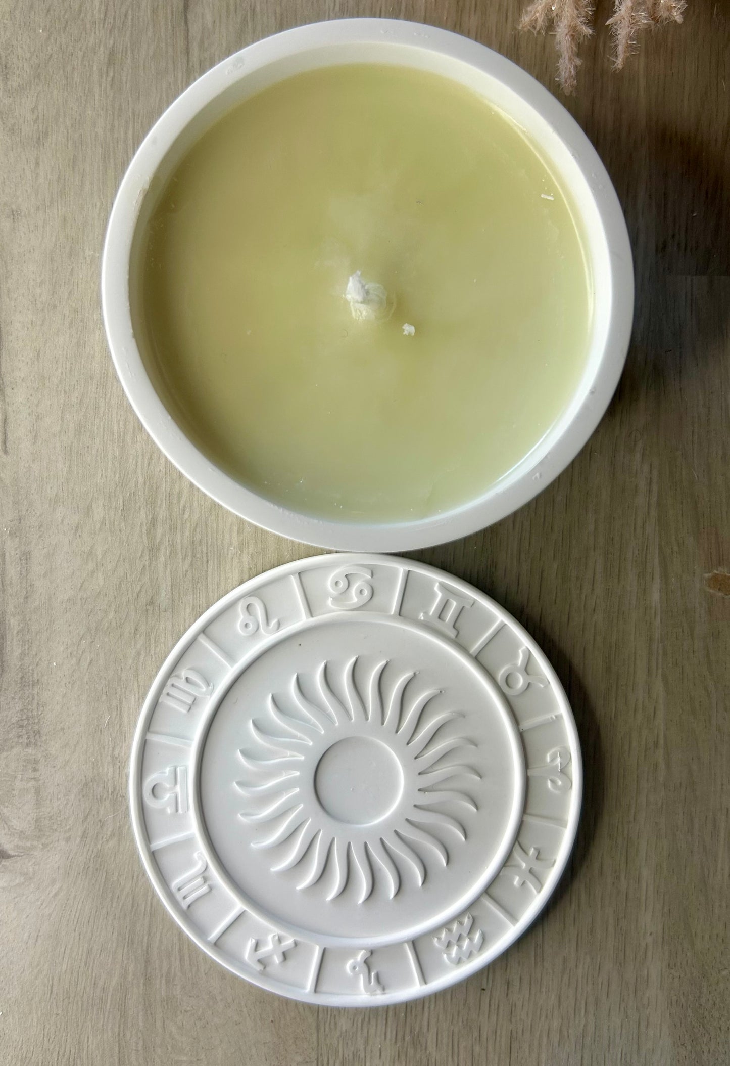Celestial Glow Zodiac Candle